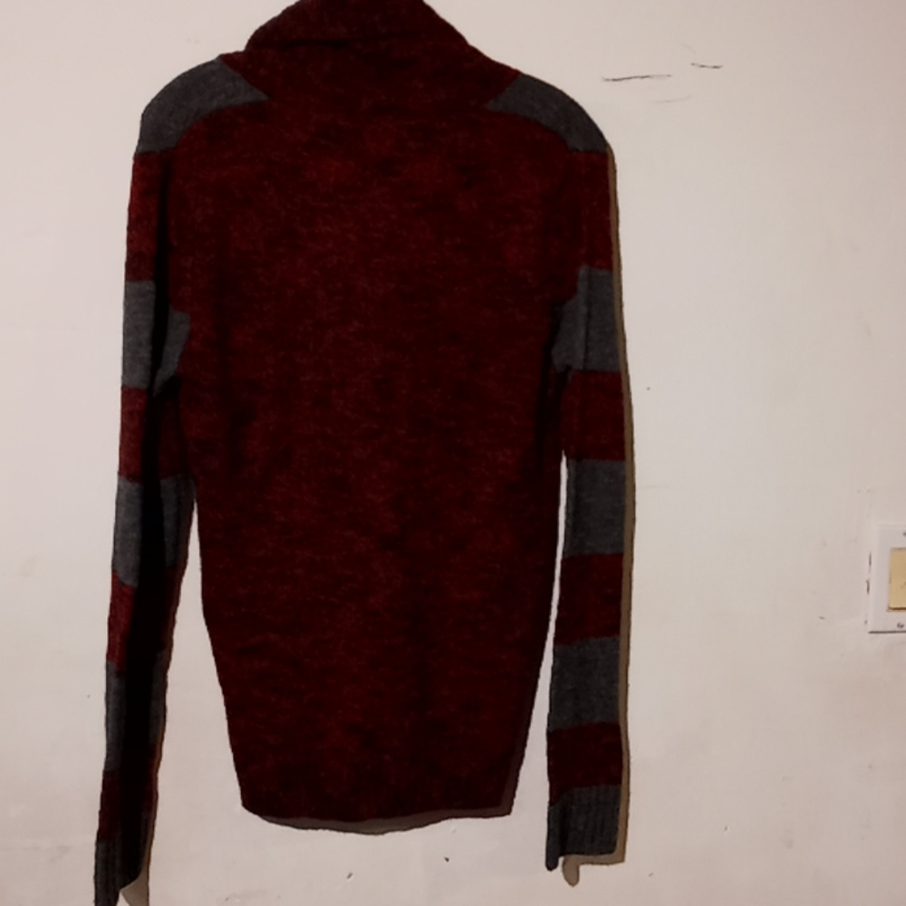 Swearher - Picture 6 of 7